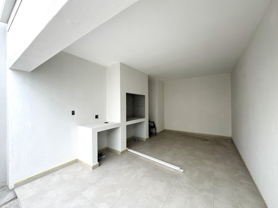 3 Bedroom Property for Sale in Sandown Western Cape